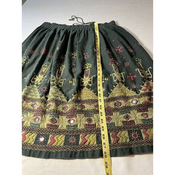 Vintage Indian Embroidered MIDI Skirt Green Fairy Celestial Mirrored Art To Wear - Picture 7 of 8